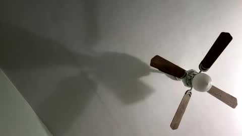 Snapshot of snowbunnyyy696969 chatting on 10.23.25 Snow Bunny online show from 10.23.25