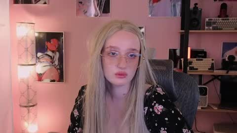 Ellie online show from 06.03.26