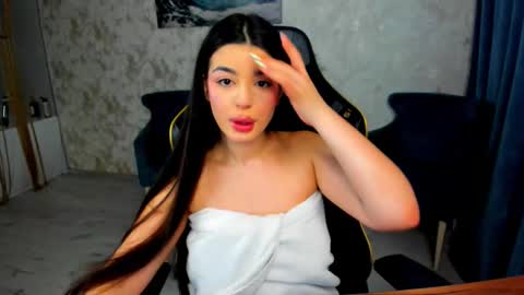 snowingwinter online show from 02.25.26