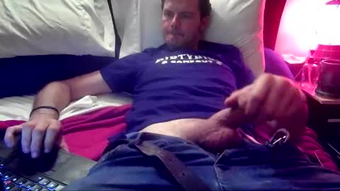 Snapshot of snugglz chatting on 10.27.25 Dante Ana online show from 10.27.25