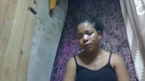 Snapshot of soamanaperina chatting on 10.18.25 soamanaperina online show from 10.18.25