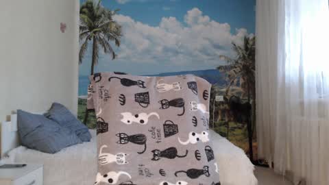 Snapshot of soaring_love chatting on 01.15.25 Masha online show from 01.15.25