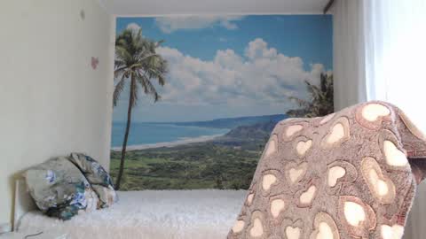 Snapshot of soaring_love chatting on 01.29.25 Masha online show from 01.29.25