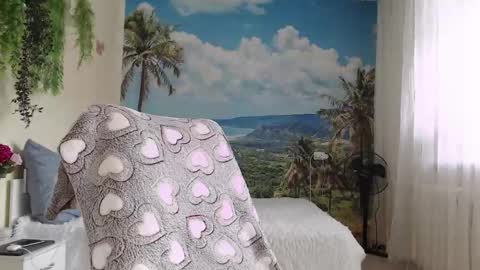 Snapshot of soaring_love chatting on 03.11.25 Masha online show from 03.11.25