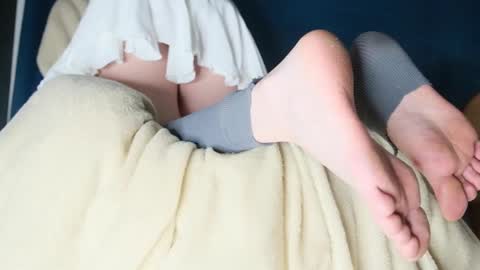 Snapshot of sofanazarova chatting on 12.26.24 Sofi online show from 12.26.24