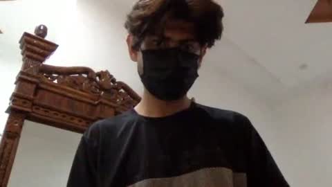 sofeafemboy3073 online show from 09.25.25