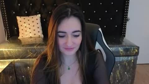 soffi_betacur_b online show from 09.10.25