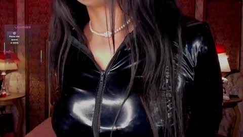    Schedule 1400 - 2100 gtm-5  online show from 11.21.25