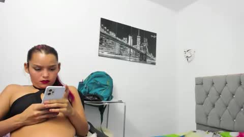 SOFI AND SANTY online show from 09.28.25