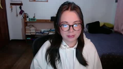 Snapshot of sofi_lynch chatting on 05.06.26 Sofi Lynch online show from 05.06.26