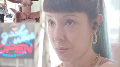 Sofi Mora online show from 10.06.25