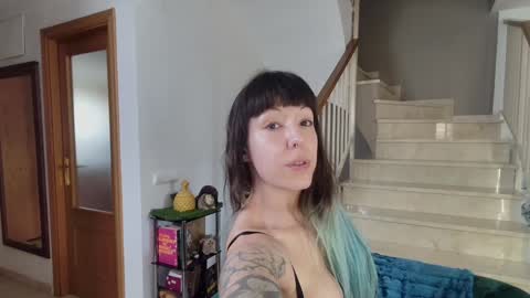 Sofi Mora online show from 02.11.26