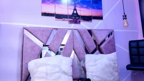 Sofi Noa online show from 10.21.25