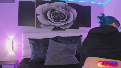 Snapshot of sofi_sp chatting on 09.29.25 sofi_sp online show from 09.29.25