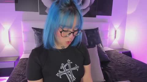 Snapshot of sofi_sp chatting on 10.25.25 sofi_sp online show from 10.25.25