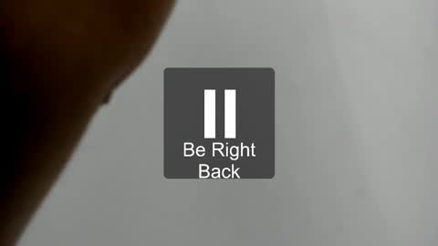 Snapshot of sofia44 chatting on 10.20.25 Skarlett online show from 10.20.25