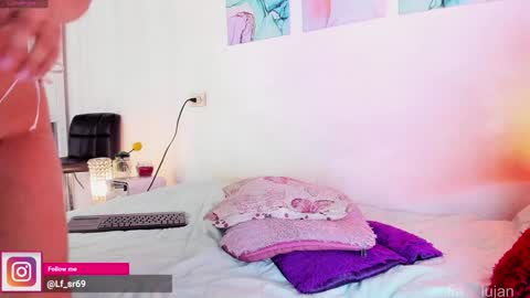 Snapshot of sofia__lujan chatting on 12.04.24 call me L U online show from 12.04.24