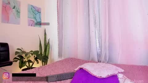 Snapshot of sofia__lujan chatting on 02.20.25 call me L U online show from 02.20.25