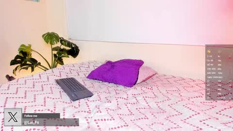 Snapshot of sofia__lujan chatting on 10.19.25 call me L U online show from 10.19.25