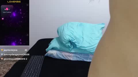sofia  whitee online show from 12.05.24