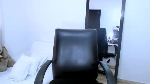 sofia Ill be back on Tuesday June 4.  online show from 12.27.24