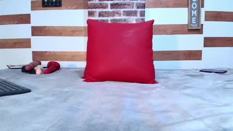 Snapshot of sofia_fer chatting on 09.30.25 sofia online show from 09.30.25