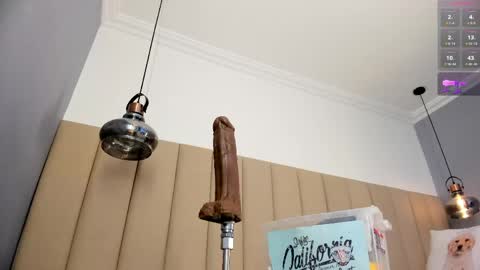 Sofia  online show from 04.18.26