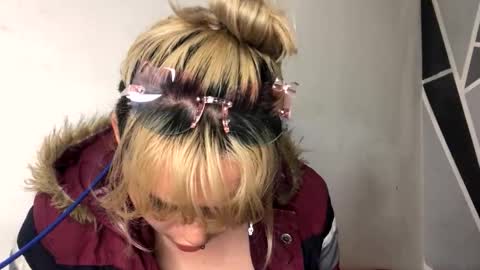 Sofia Jimenez online show from 10.06.25