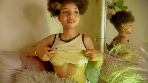 S O F I A  online show from 03.24.26