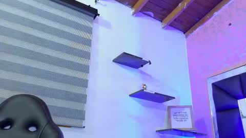 Sofia online show from 10.10.25