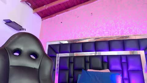 Sofia online show from 11.10.25