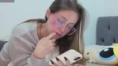 Snapshot of sofia_palacios_ chatting on 07.28.26 online show from 07.28.26