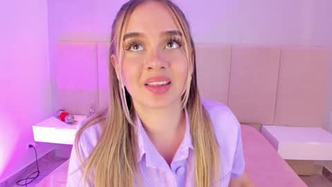 SOFIA PAMELA online show from 12.24.24