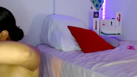 Snapshot of sofia_rios07 chatting on 10.03.25 IG online show from 10.03.25