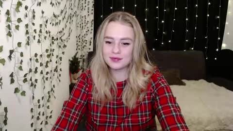 sofia_rosemary online show from 12.30.24