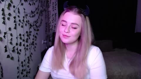 sofia_rosemary online show from 02.13.25