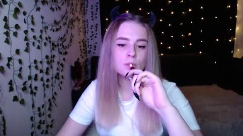 sofia_rosemary online show from 02.18.25