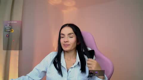 Snapshot of sofia_sb chatting on 10.08.25 Jessica Sofia online show from 10.08.25