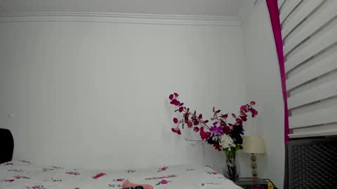 sofia_sorceress online show from 12.23.24