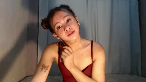 sofia_sweetheart18 online show from 05.16.26
