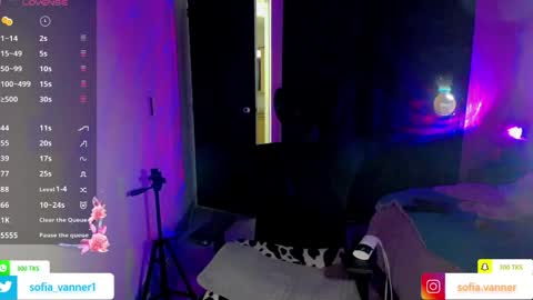 Snapshot of sofia_vanner chatting on 04.23.26 SOFIA online show from 04.23.26