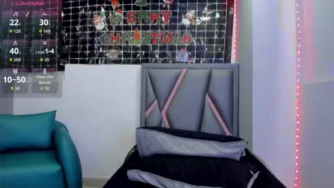 Sofa online show from 12.04.25