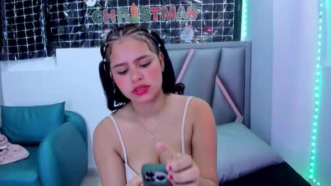 Sofa online show from 12.19.25