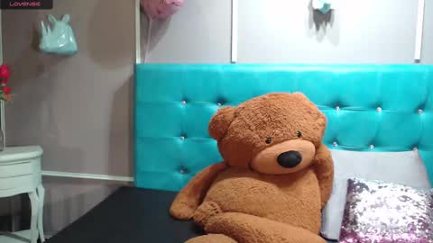 Sofa online show from 03.10.25