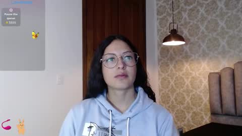 Sofa online show from 09.19.25