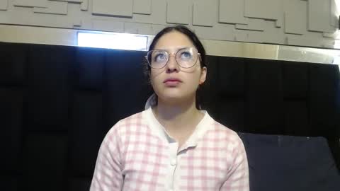 Sofa online show from 09.21.25