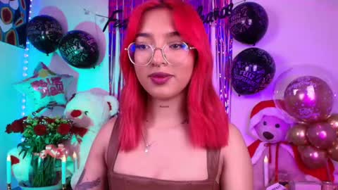 Snapshot of sofiaafoxx chatting on 12.29.24 Sofia online show from 12.29.24