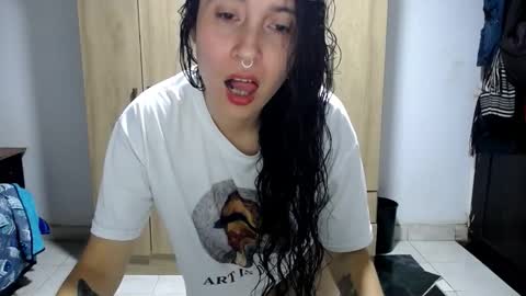 sofiacano43 online show from 09.18.25