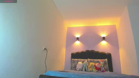 Sofia online show from 10.20.25