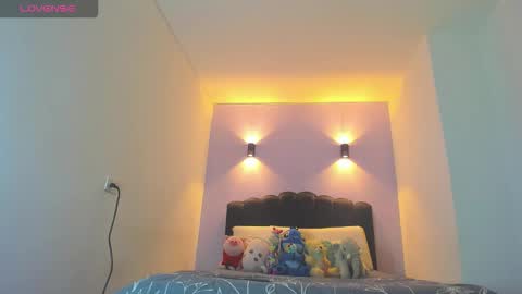 Sofia online show from 12.21.25